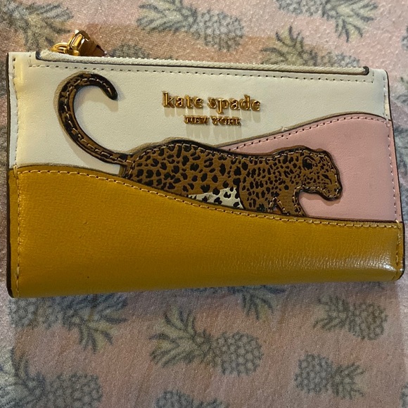 kate spade Handbags - Kate Spade HTF EUC Cheetah Wallet